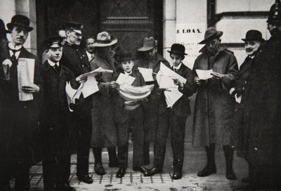 War Loans: early applicants with prospectuses, illustration from 
